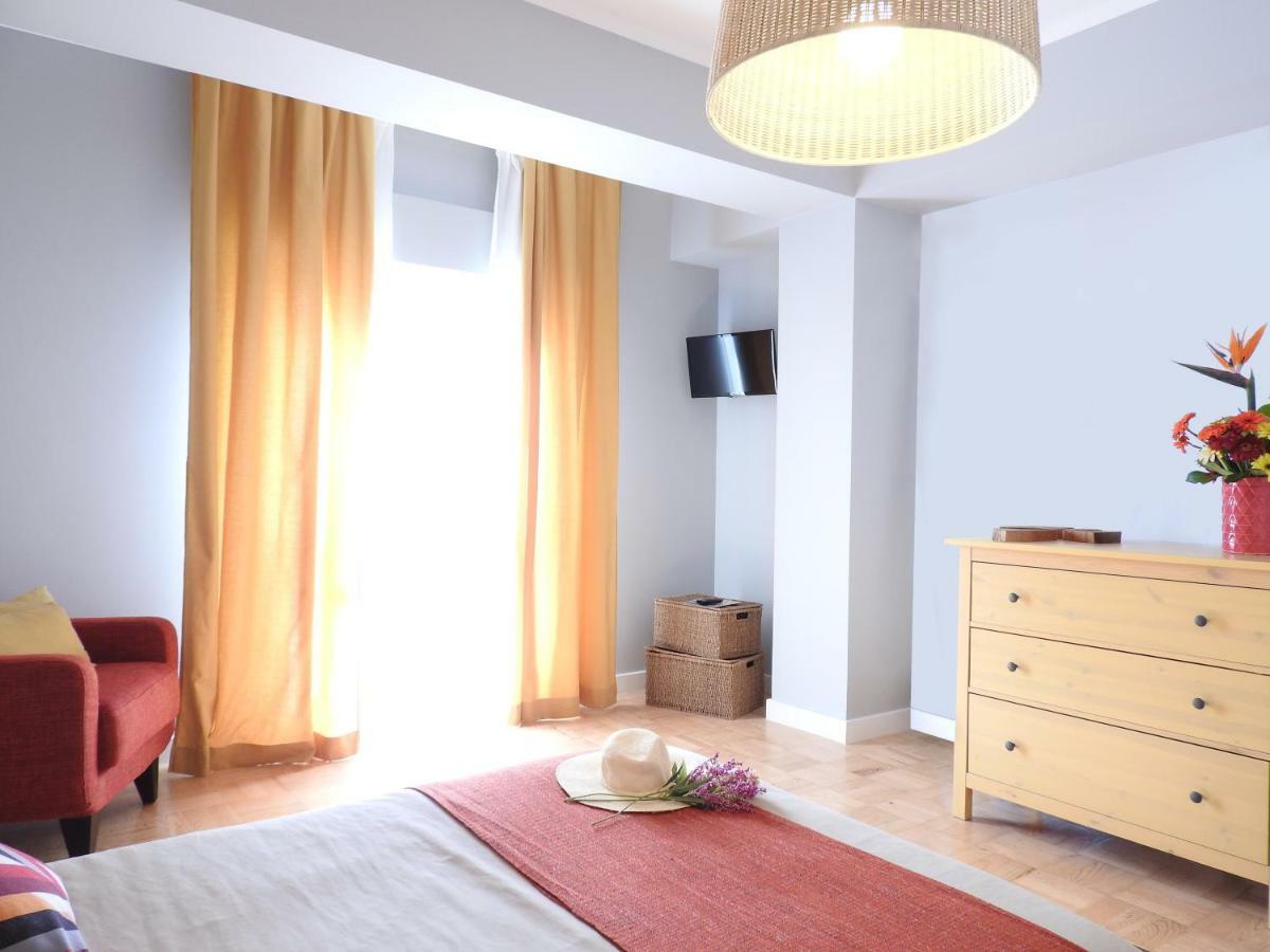 Lisbon Airport Hostel Bagian luar foto